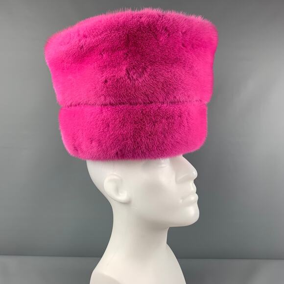 SUZANNE Pink Textured Mink Fur Couture Millinery Hat - Picture 1 of 1